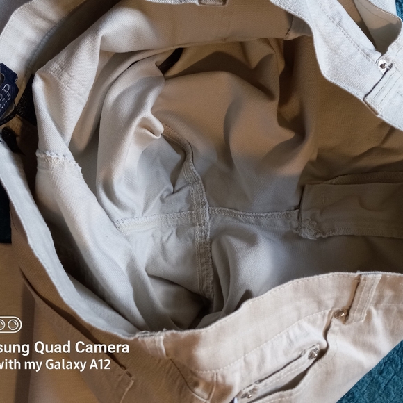 NWOT Beige Izod Mid-Calf Jeans - Picture 6 of 16